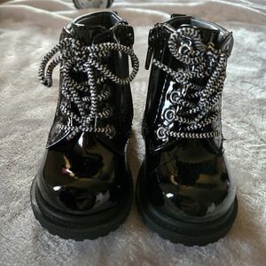 Baby boots size 4